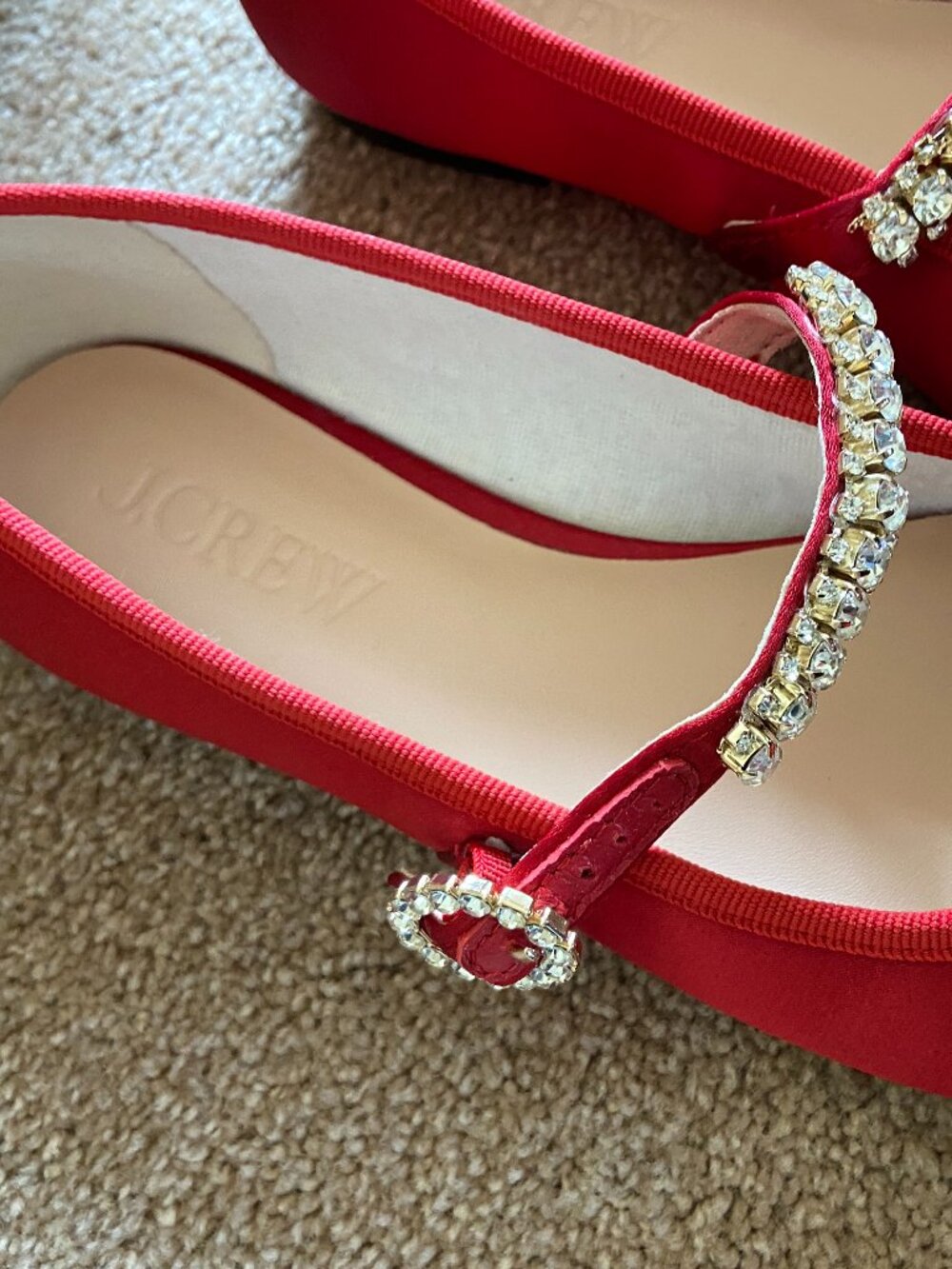 J.CREW LOGAN MARY JANE BALLET FLAT SHOES RED SATIN EMBELLISHED SZ 7.5 - Picture 4 of 4